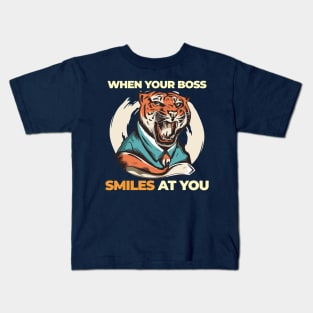 When your boss smiles at you Kids T-Shirt